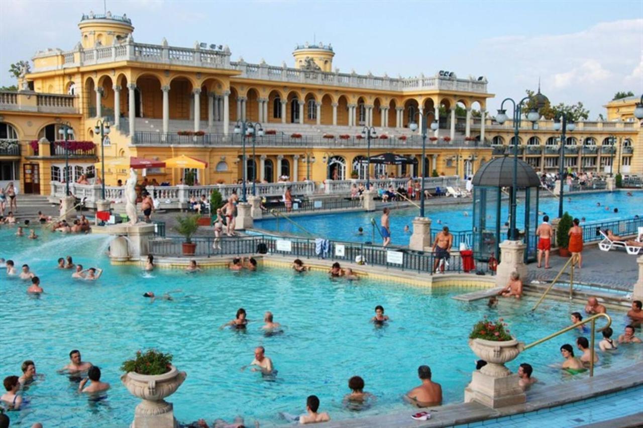 Artemisia Luxury Apartments Balcony II Budapest Luaran gambar
